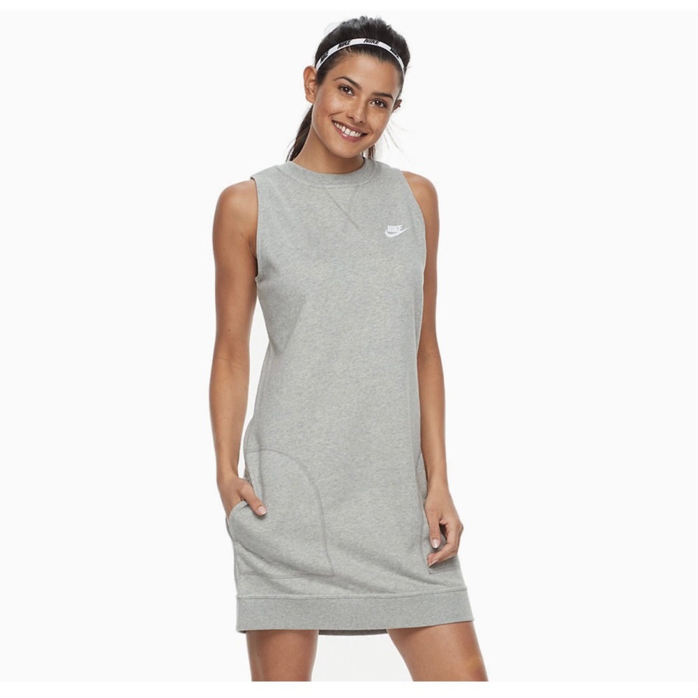 NIKE Sleeveless Sportswear Gym Dress Size Large